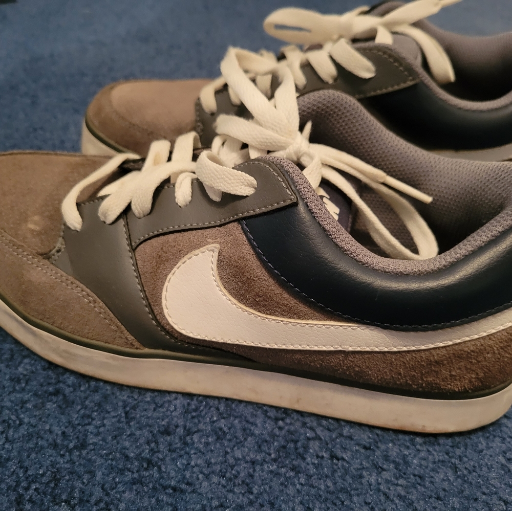 Men's Nike Sneakers Gray/Blue 8.5